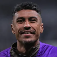 Dois meses após a saída, Paulinho tem futuro indefinido na carreira e mantém influência no Corinthians