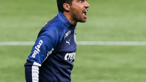 SAO PAULO, BRAZIL - DECEMBER 23: Abel Ferreira, head coach of Palmeiras shouts during the match against America MG as part of 2020 Copa do Brasil Semi Final 1 at Allianz Parque on December 23, 2020 in Sao Paulo, Brazil. (Photo by Alexandre Schneider/Getty Images)