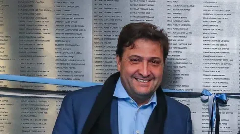 Presidente do Grêmio Alberto Guerra inaugura, junto aos socios, placas em homenagem aos sócios adimplentes durante o período da pandemia. FOTO: LUCAS UEBEL/GREMIO FBPA