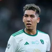 Corinthians precisa convencer Firmino a abrir mão de R$ 171 milhões para contratá-lo