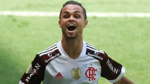 Michael comemorando gol durante partida entre América/MG e Flamengo, no Estádio Independência, pelo Campeonato Brasileiro de 2021, no dia 26/09.