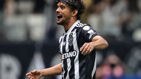 MG - BELO HORIZONTE - 23/04/2024 - COPA LIBERTADORES 2024, ATLETICO-MG X PENAROL - Gustavo Scarpa jogador do Atletico-MG comemora seu gol durante partida contra o Penarol no estadio Arena MRV pelo campeonato Copa Libertadores 2024. Foto: Gilson Lobo/AGIF