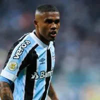 Ex-Grêmio, Douglas Costa tem veredito sobre aposentadoria após rescisão com o Fluminense