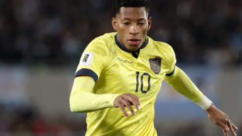 Gonzalo Plata negocia com Corinthians