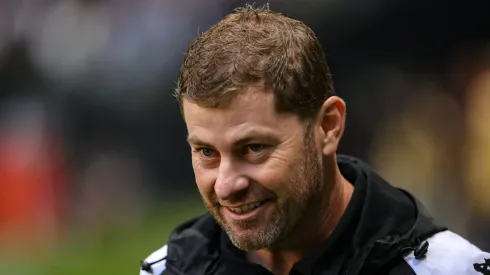 Vasco pode trazer mais opções para Rafael Paiva.