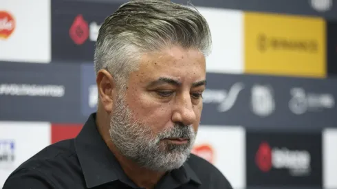 Alexandre Gallo, coordenador de futebol do Santos, em entrevista coletiva no CT Rei Pelé, no dia 10/06/2024. Foto: Reinaldo Campos/AGIF