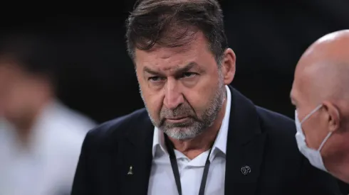 Augusto Melo quer tirar reforço do Flamengo