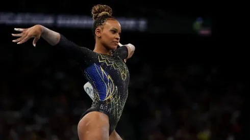 Rebeca Andrade estará lutando por medalha no individual geral nesta quinta (1)