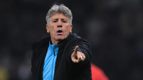 Renato surpreende torcida do Grêmio em coletiva