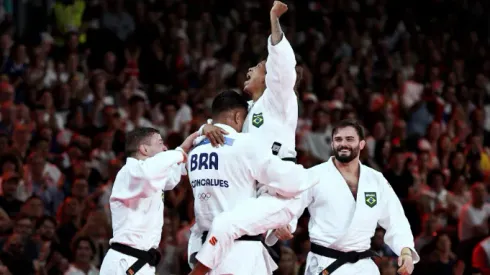 Equipe mista do Brasil no judô. Foto: Miriam Jeske/COB