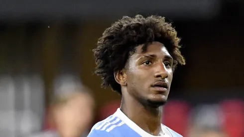 Talles Magno sai do campo durante o jogo do New York City. Atacante está na mira do Timão.