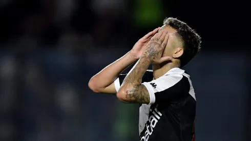 Adson lamentando em partida entre Vasco x Bragantino