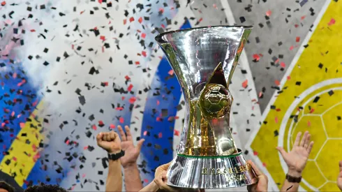 Troféu Campeonato Brasileiro. Foto: Thiago Ribeiro/AGIF.