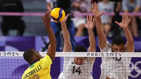 Lucarelli durante o jogo contra o Egito nas Olimpíadas 2024