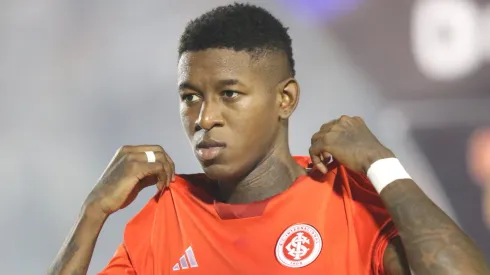 Internacional recusou os valores por Vitão.