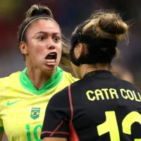 Atitude de Priscila com a goleira da Espanha após vitória da Seleção Feminina chama atenção: \'Passo mal\'