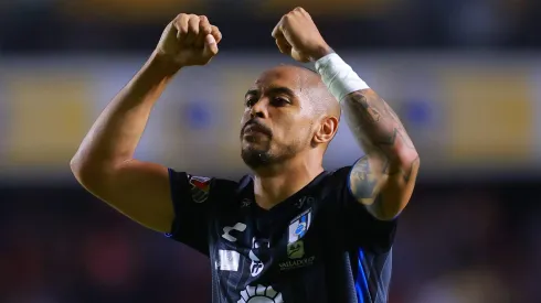 Gularte foi sondado pelo Santos nos últimos dias, mas Puebla só aceita venda do zagueiro