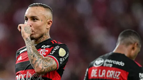 Everton Cebolinha e De La Cruz devem enfrentar o Palmeiras no Maracaña