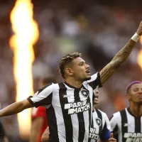 Comentarista projeta Botafogo x Palmeiras e defende volta de Tiquinho Soares: \'Outra prateleira\'