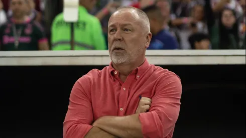 Mano Menezes justificou estratégia que vem sendo utilizada nos bastidores