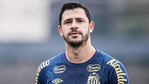 Giuliano pintou no gramado do CT nesta terça-feira (13)