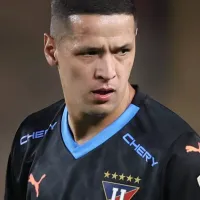 Corinthians comunica decisão final sobre contratação de Alex Arce e vai buscar outro centroavante