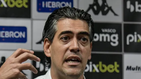 Paulo Bracks durante sua passagem pelo Vasco. Vila Belmiro vai mudar de nome.