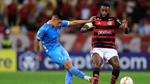 Ramiro Vaca durante jogo com o Flamengo. Photo by Buda Mendes/Getty Images