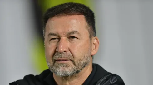 Augusto Melo pode assinar contrato com TV de Silvio Santos.