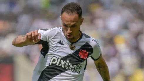 Vasco ainda não resolveu a situação de Serginho.