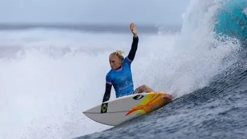 Tatiana Weston-Webb busca vaga no Finals da WSL