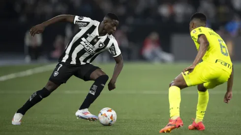 Atacante anotou o primeiro gol da vitória alvinegra. Jorge Rodrigues/AGIF.