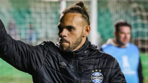 Braithwaite no Grêmio. Foto Leonardo Hübbe/AGIF