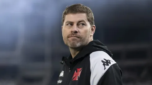 Paiva pode fazer mudanças no Vasco. Foto: Jorge Rodrigues/AGIF