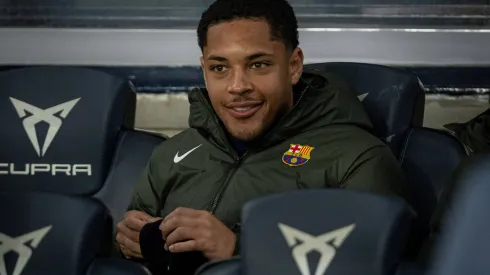 Vitor Roque foi especulado mo Flamengo. Atacante está de saída do Barcelona