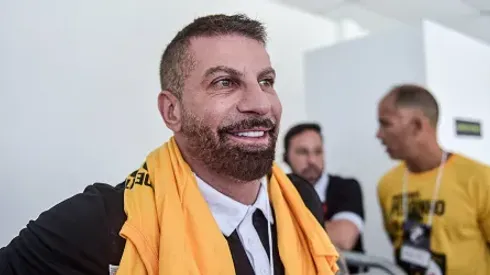 R$ 2,4 milhões: estratégia financeira do Vasco rende boa economia aos cofres cruzmaltinos