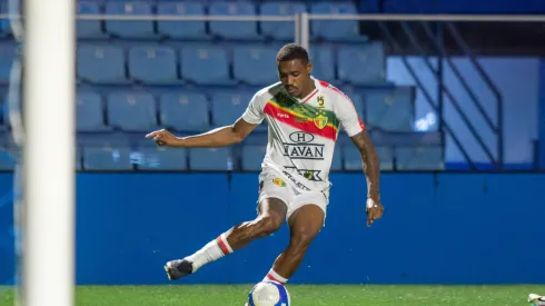 Brusque e Coritiba se enfrentam na 21ª rodada da Série B.