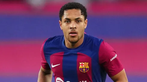 André Cury, empresário de Vitor Roque, cobra milhões do Corinthians.