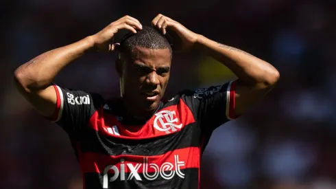 De La Cruz toma decisão importante no Flamengo