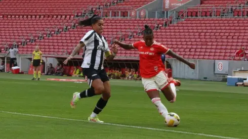 Equipes se enfrentam em momentos distintos. Divulgação/SC Internacional.