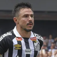 Carille barra 2 jogadores, muda esquema e define Santos com Willian Bigode para encarar o Guarani