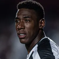 Drama de Léo Pelé é confirmado no Vasco e torcida pede zagueiro na reserva com Rafael Paiva