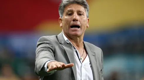Renato Gaúcho tem contrato até dezembro no Grêmio