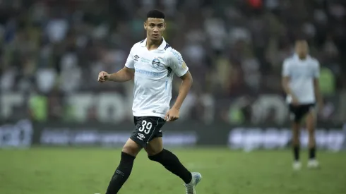 Gustavo fez seu último jogo pelo Grêmio na eliminação para o Fluminense