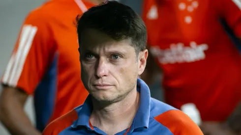 MG - BELO HORIZONTE - 22/08/2024 - COPA SUL-AMERICANA 2024, CRUZEIRO X BOCA JUNIORS - Fernando Seabra tecnico do Cruzeiro durante partida contra o Boca Juniors no estadio Mineirao pelo campeonato Copa Sul-Americana 2024. Foto: Fernando Moreno/AGIF