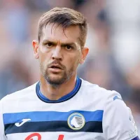 Após Vasco demonstrar interesse em Rafael Tolói, zagueiro toma atitude sobre volta ao Brasil