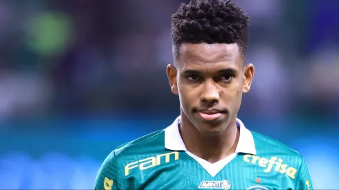 Torcida no Palmeiras quer Estêvão poupado