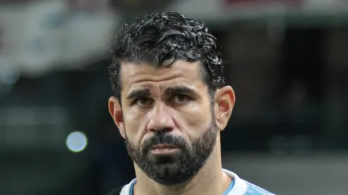 Diego Costa durante partida do Imortal. Atacante é desfalque no Brasileirão.
