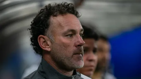 MG - BELO HORIZONTE - 10/08/2024 - BRASILEIRO A 2024, CRUZEIRO X ATLETICO-MG - Gabriel Milito tecnico do Atletico-MG durante partida contra o Cruzeiro no estadio Mineirao pelo campeonato Brasileiro A 2024. Foto: Fernando Moreno/AGIF