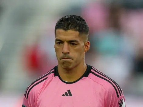 Ex-Grêmio, Suárez faz homenagem a Juan Izquierdo, do Nacional-URU